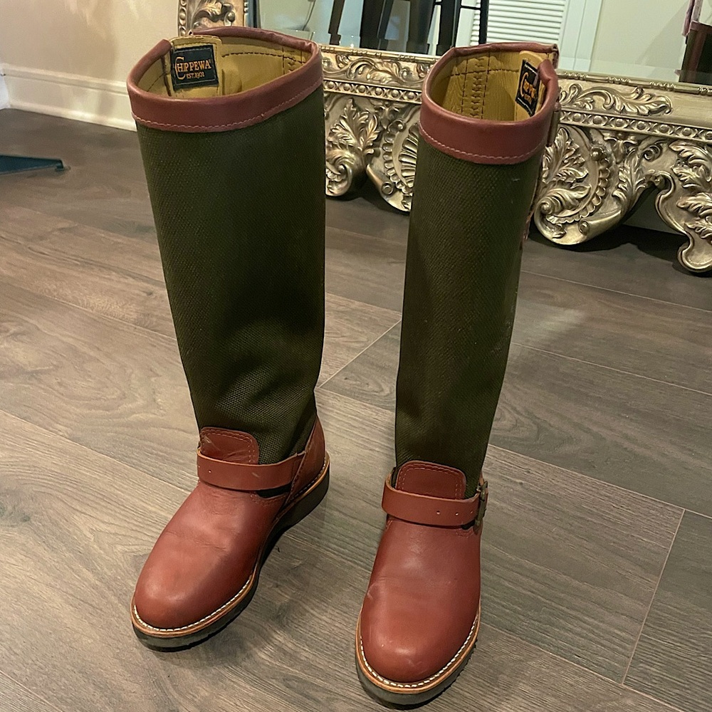 Women’s Chippewa Snake Boots